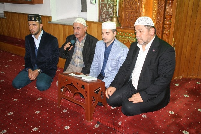 Devrek’te Beraat Kandili Camiler Doldu Taştı