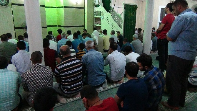 Ceylanpınar’da Berat Gecesi Coşkusu