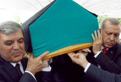 Erdoğan ve Gül uğurladı