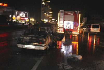 Bursa’da seyir halindeki araç alev topuna döndü