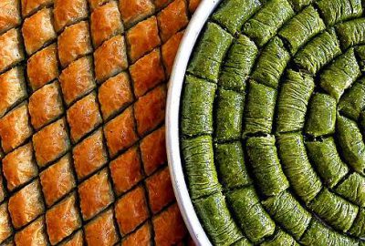Yabancıların ağzı Türk baklavasıyla tatlandı