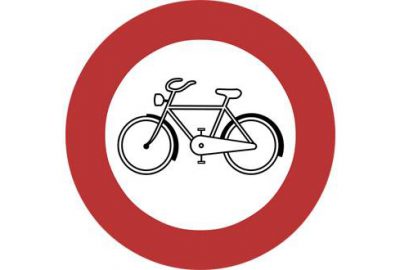 Çarşıya bisikletle girmek yasak