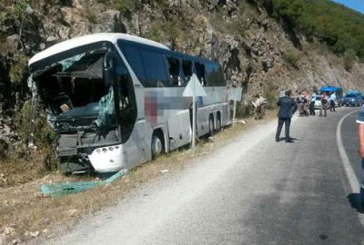 Bursa’dan yola çıkan otobüs kaza geçirdi: 2 ölü