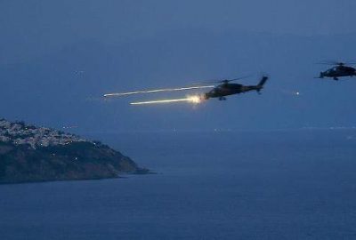 Atak helikopterinden tatbikatta ilk atış