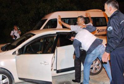 Nereye gitse polis çeviriyor