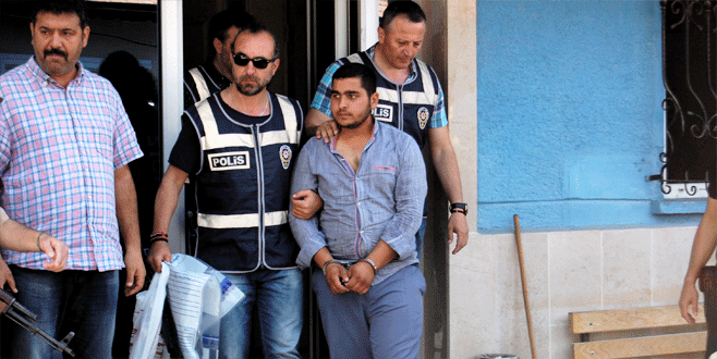 Bursa’da eşine laf atan adamı kurşun yağmuruna tuttu