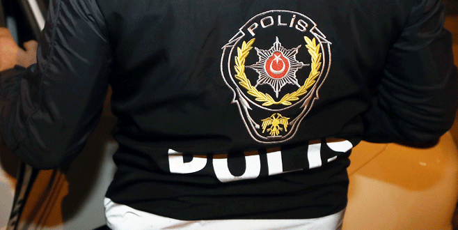 Bursa’da uyuşturucu baskını! Çocuk yaştaki iki kız…