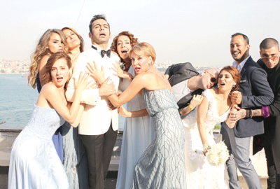 Bol kahkahalı düğün