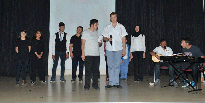 ‘Özel’ öğrencilere Edebali’den destek