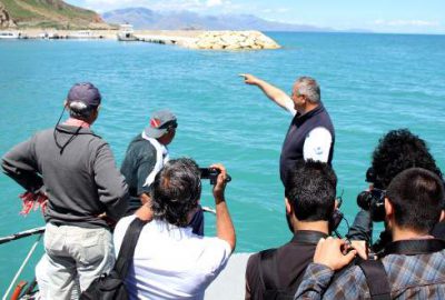 Tarihi mezar taşları iskeleden çıktı