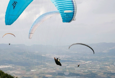 Bursa’da yamaç paraşütü heyecanı