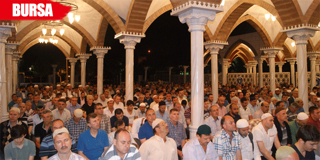 Merinos Park’ta ilk teravih Merinos Park’ta ilk teravih