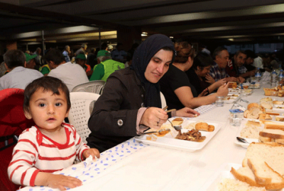 Aşevinde ‘ilk iftar’ coşkusu