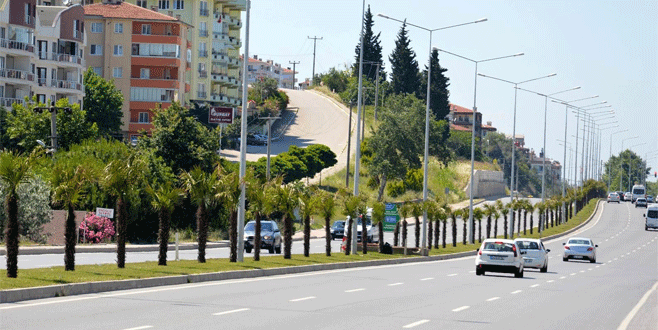 Mudanya’nın girişine Büyükşehir imzası