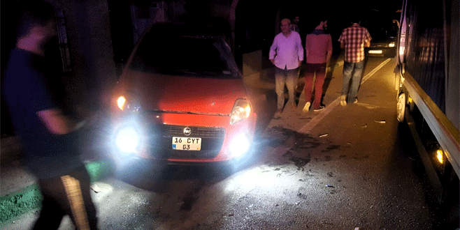 Bursa’da feci kaza: Yol kenarında yürüyen yayaları ezdi