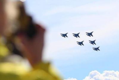 Rus savaş uçağı düştü