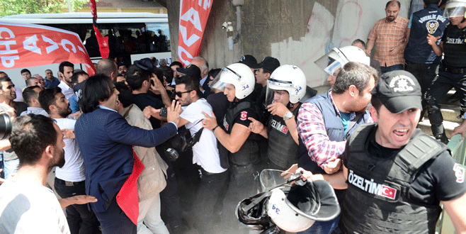 CHP’lilerden protesto