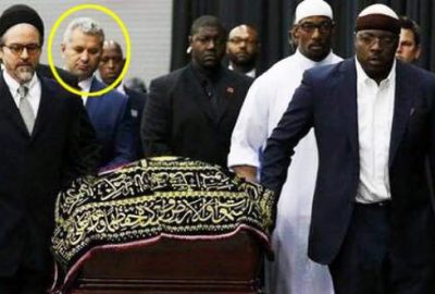 Muhammed Ali’nin tabutunu taşıyan tek Türk