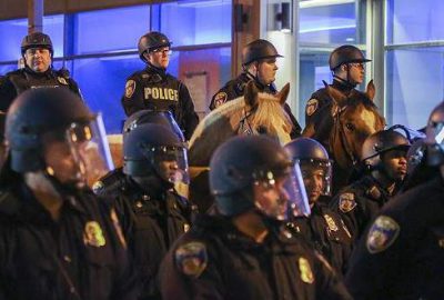 LGBTİ yürüyüşüne saldırı engellendi