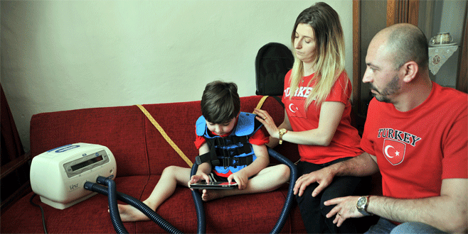 Bursalı Kayra 8 yaşına kadar 70 ameliyat geçirdi