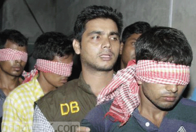 Bangladeş’te 8 bin tutuklama