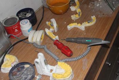 Kasap dükkanını polikliniğe çevirmişler