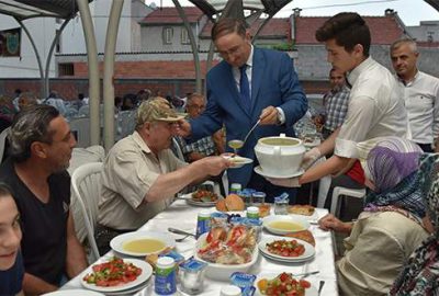 Başkandan iftar servisi