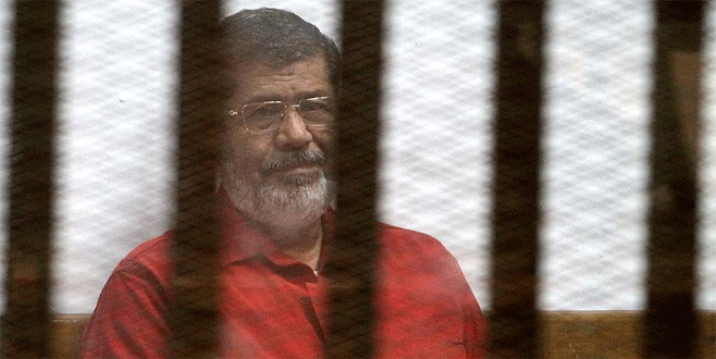 Mursi’ye müebbet hapis cezası