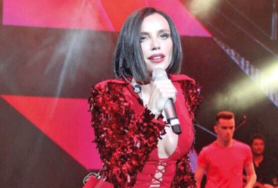 Kıyafetleri satışta