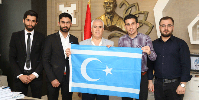 Irak Türkleri’nden Bozbey’e ziyaret