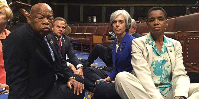 ABD Kongresi’nde oturma eylemi