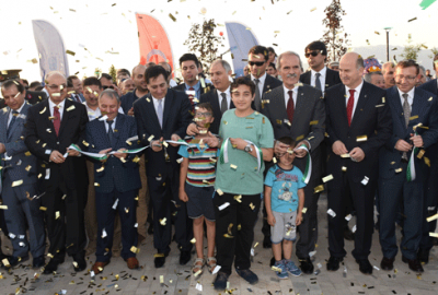 Görkemli açılış