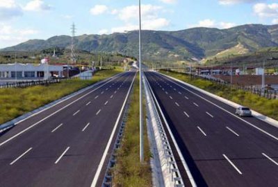 İstanbul-İzmir Otoyolu’nun yarıdan fazlası bitti