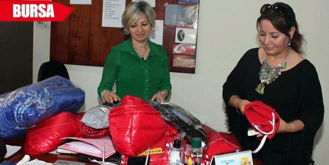 Kadın sürücülerin yol kavgası, yoksul çocuklara yaradı