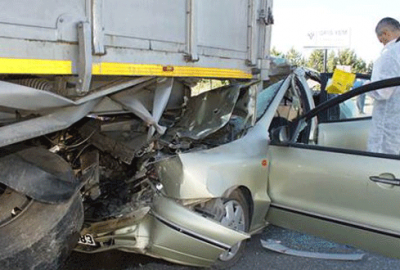 Feci kaza: Aynı aileden 3 kişi öldü!