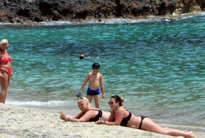 Tatilde yurtdışına gitmeyin çağrısı