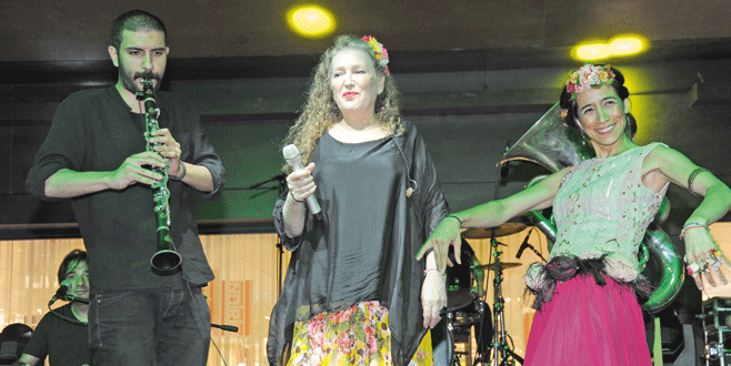 ‘Kardeş’çe güldürecek!