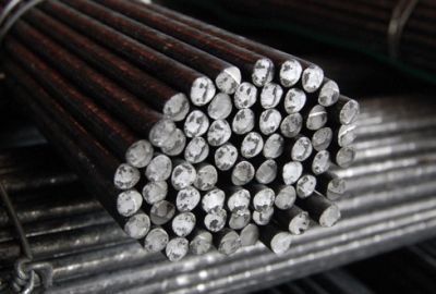 Bursa’da bekçiyi yaralayıp demirleri çaldılar