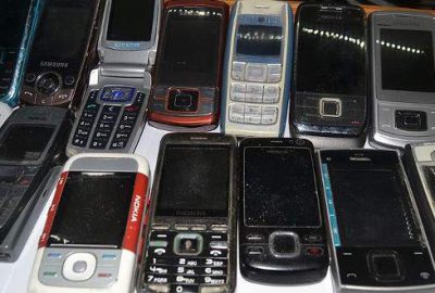 Eski telefonlardan ‘altın’ çıkıyor