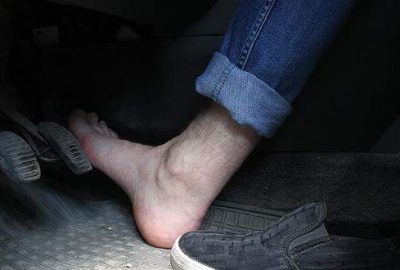 Araç kullanırken bunları yapmayın!