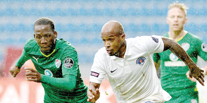 İmza atmadan talibi çıktı