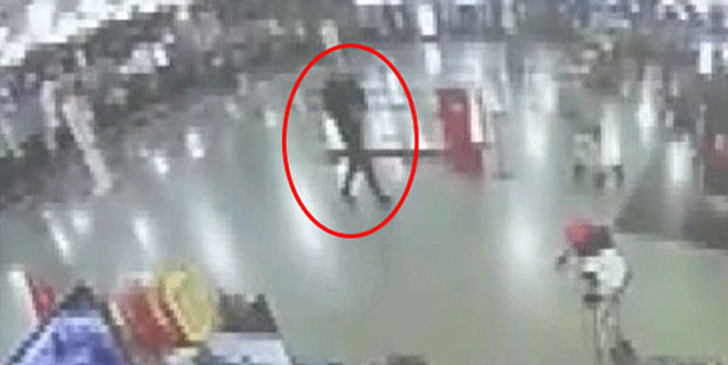 Havalimanını kana bulayan teröristler kamerada!