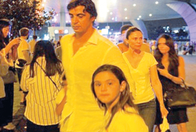 Ünlüler teröre lanet yağdırdı