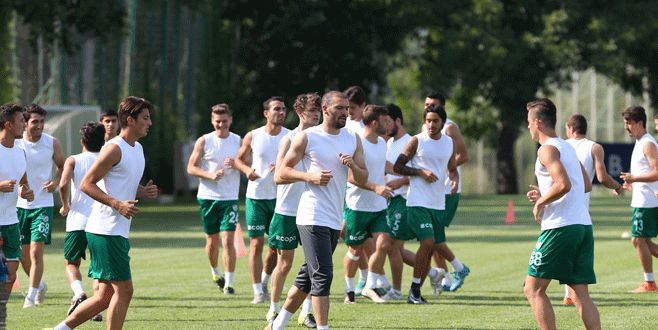 Serdar boş durmuyor