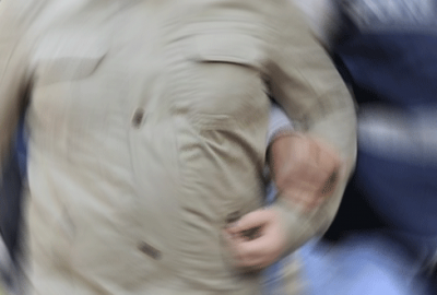 Ünlülerin klip yönetmeni gözaltına alındı