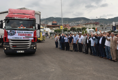 Suriye’ye 15 TIR yardım