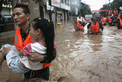 Sel felaketi can alıyor