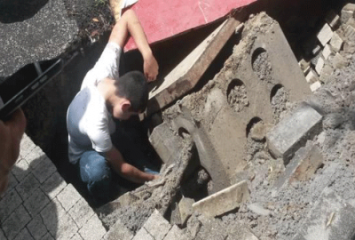 Kaldırım çöktü! Herkes şaşırdı!