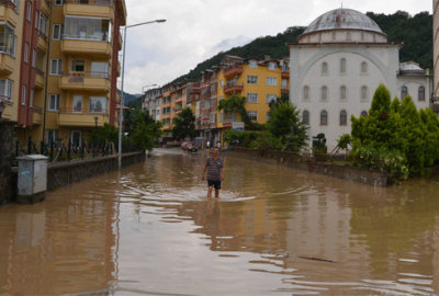 Sel felaketinde hayatını kaybedenlerin sayısı arttı