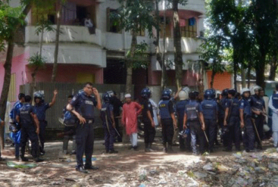 Bayram namazı kana bulandı